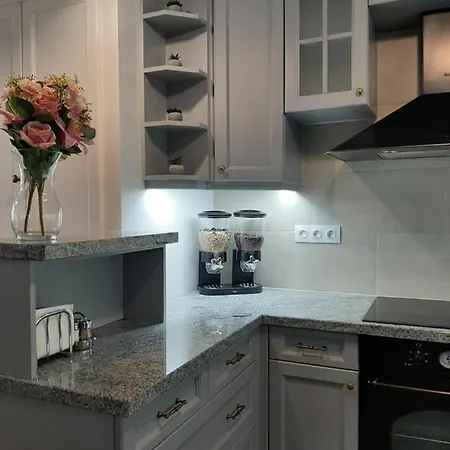 Newone Apartment