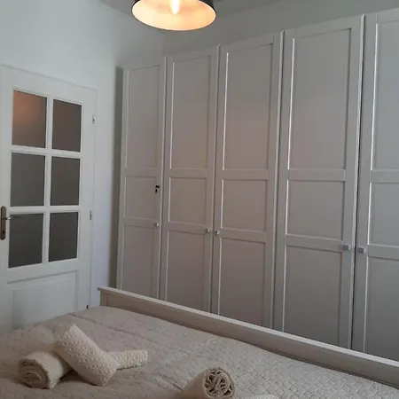 Newone Apartment